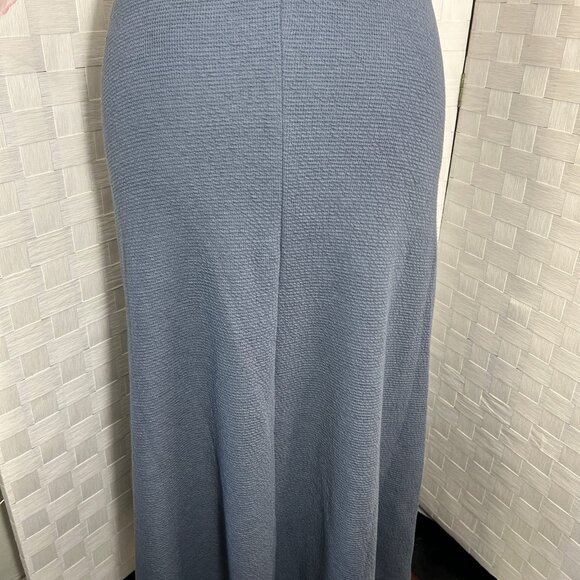 Tres Bien Cloudy Knit maxi skirt Denim blue color (S,M,L) - Picture 6 of 7